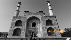 Bâbürlüler Devleti, Ekber Şah ve Dîn-i İlahî