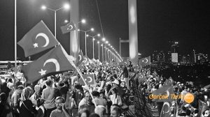 Geceyi tutan kadınlar -15 Temmuz Şehitlerine-