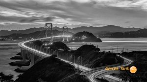 Efrâdını câmi, âğyârını mâni