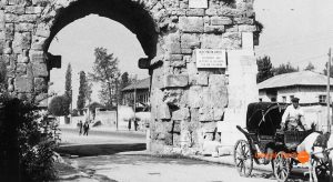 Dünyada kalan tek antik kent kapısı: Kleopatra Kapısı