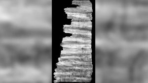 Hristiyanlığın tarihi yeniden yazılabilir: 1800 yıllık gümüş muska bulundu