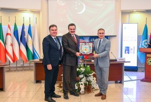 Şair Mahtumkulu kitabının tanıtımı yapıldı