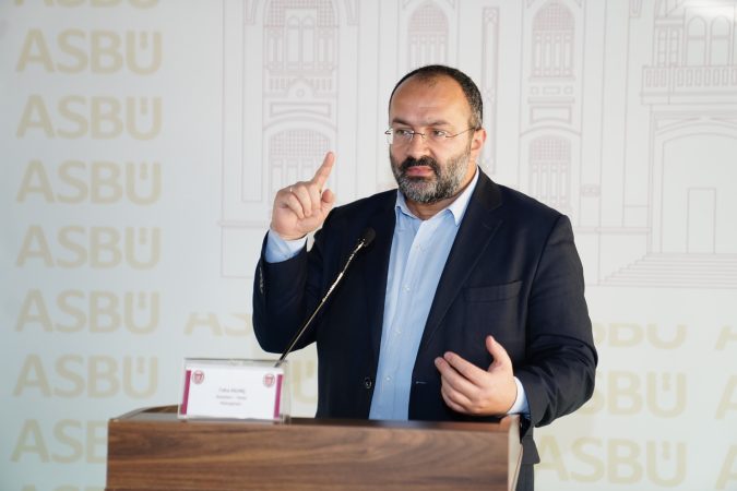 Tarihi mezarlıklar ve camiler böyle yıkıldı: Ankara’da Doğu Türkistan konferansı